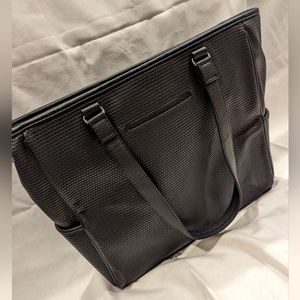 Thirty-One Cindy Tote Ltd Black